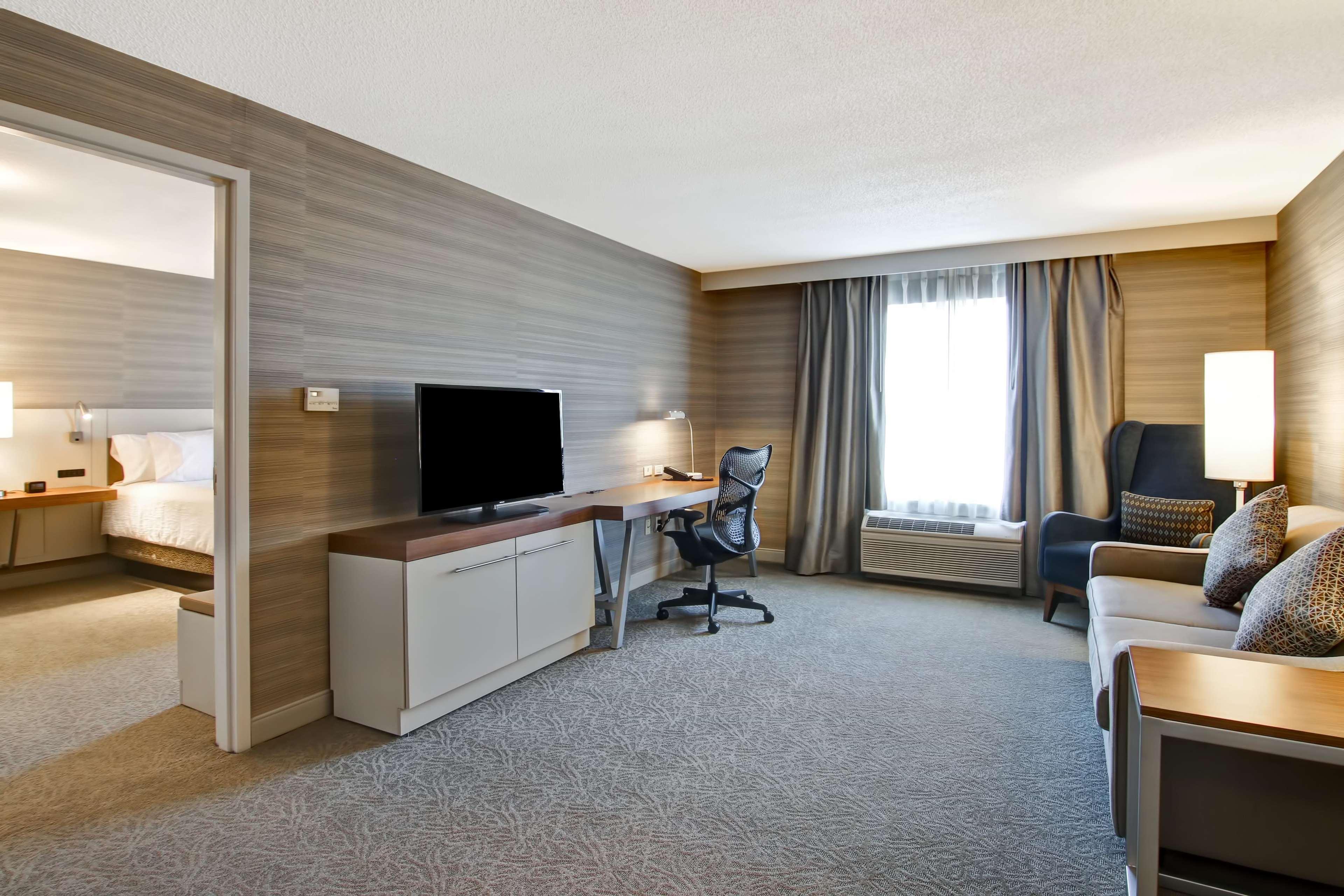 Hilton Garden Toronto/mississauga 3*