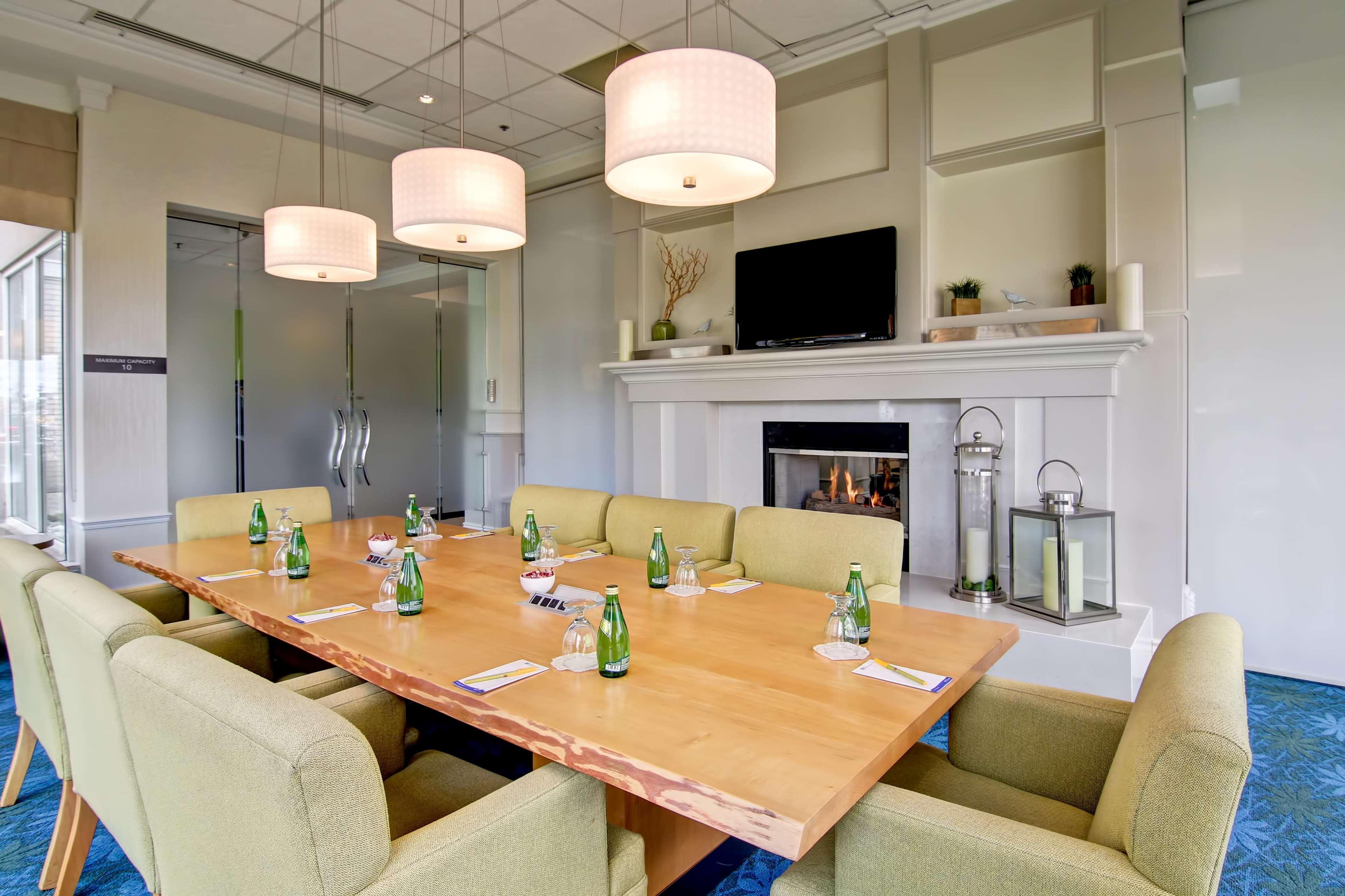 Hilton Garden Toronto/mississauga Hotel 3*