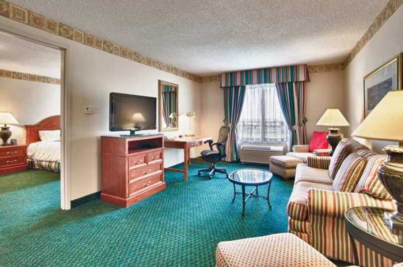 Hilton Garden Toronto/mississauga 3*